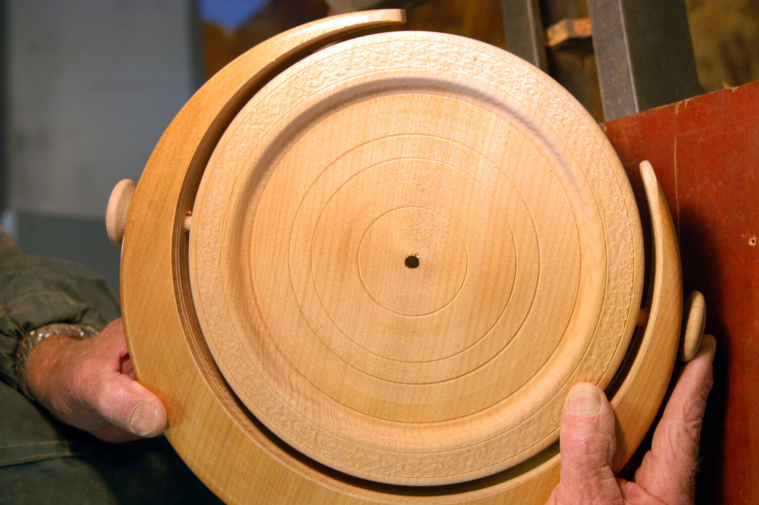 Clock face grooved