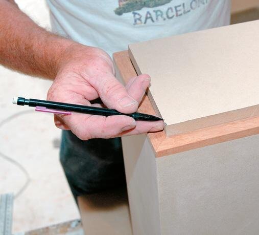 Finding the fi t of the drawer front