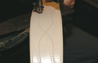 Centre cinch pattern