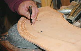 Fitting back jockeys