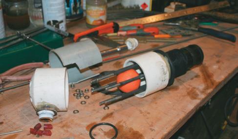 Pete Chandler’s version of Jan’s water ram design, showing essential parts