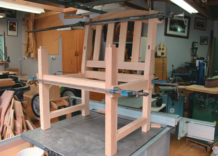 The glue up without the arm rests ﬁtted.