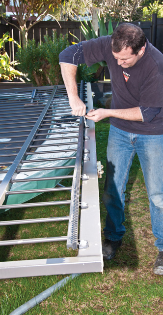 Fitting the rack to the gate