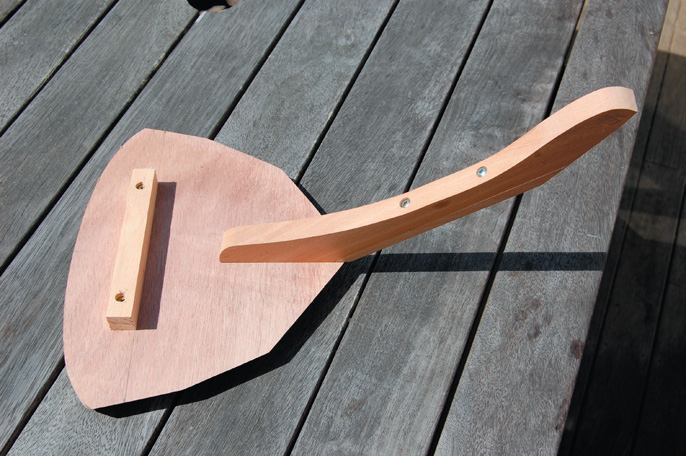 Fore-keel glued and screwed to bow