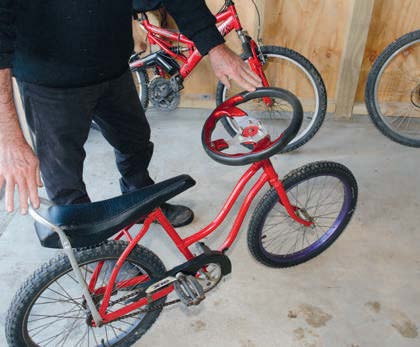 A steering wheel instead of handle bars!