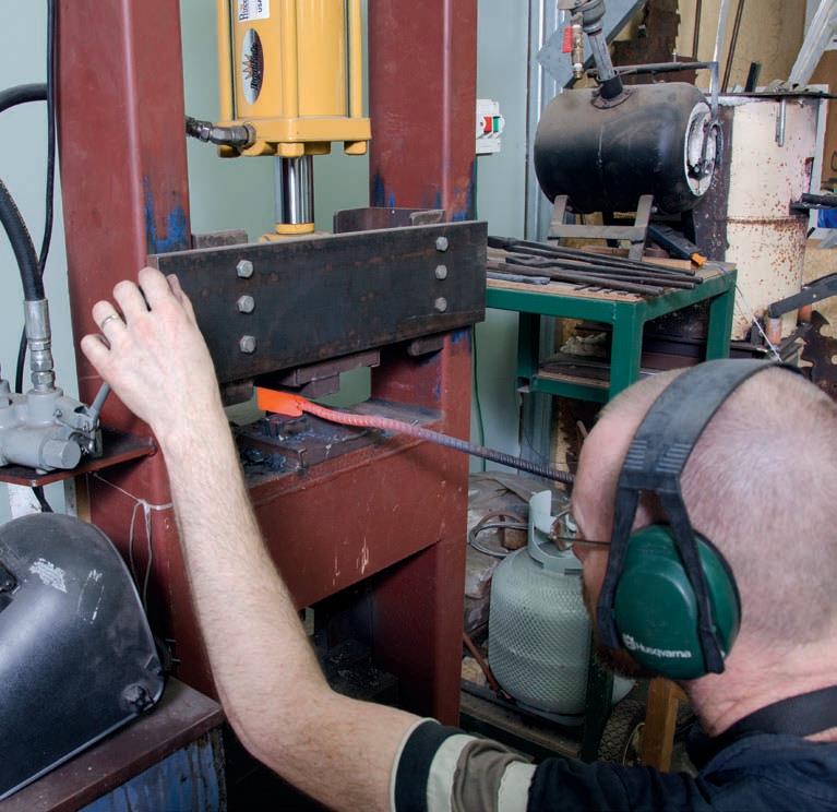 Pressing the knife billet