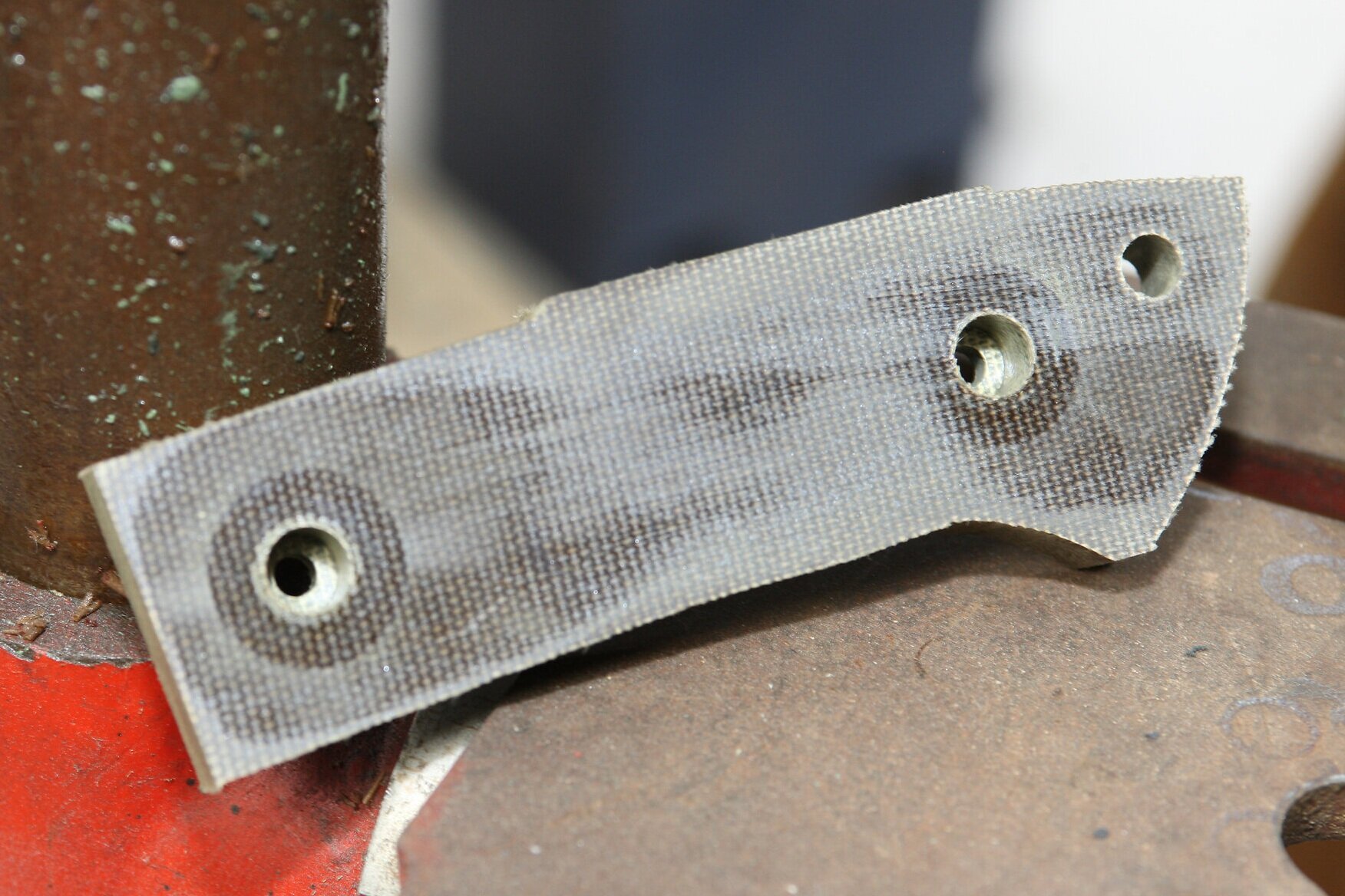 Counter-sunk holes in handle