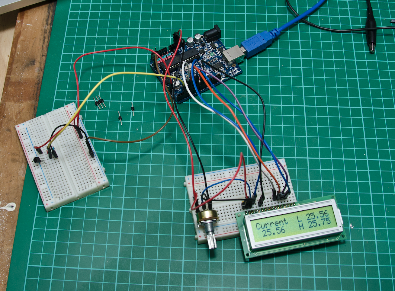 The layout for the standard LCD. Temperature sensor is on the breadboard to the left