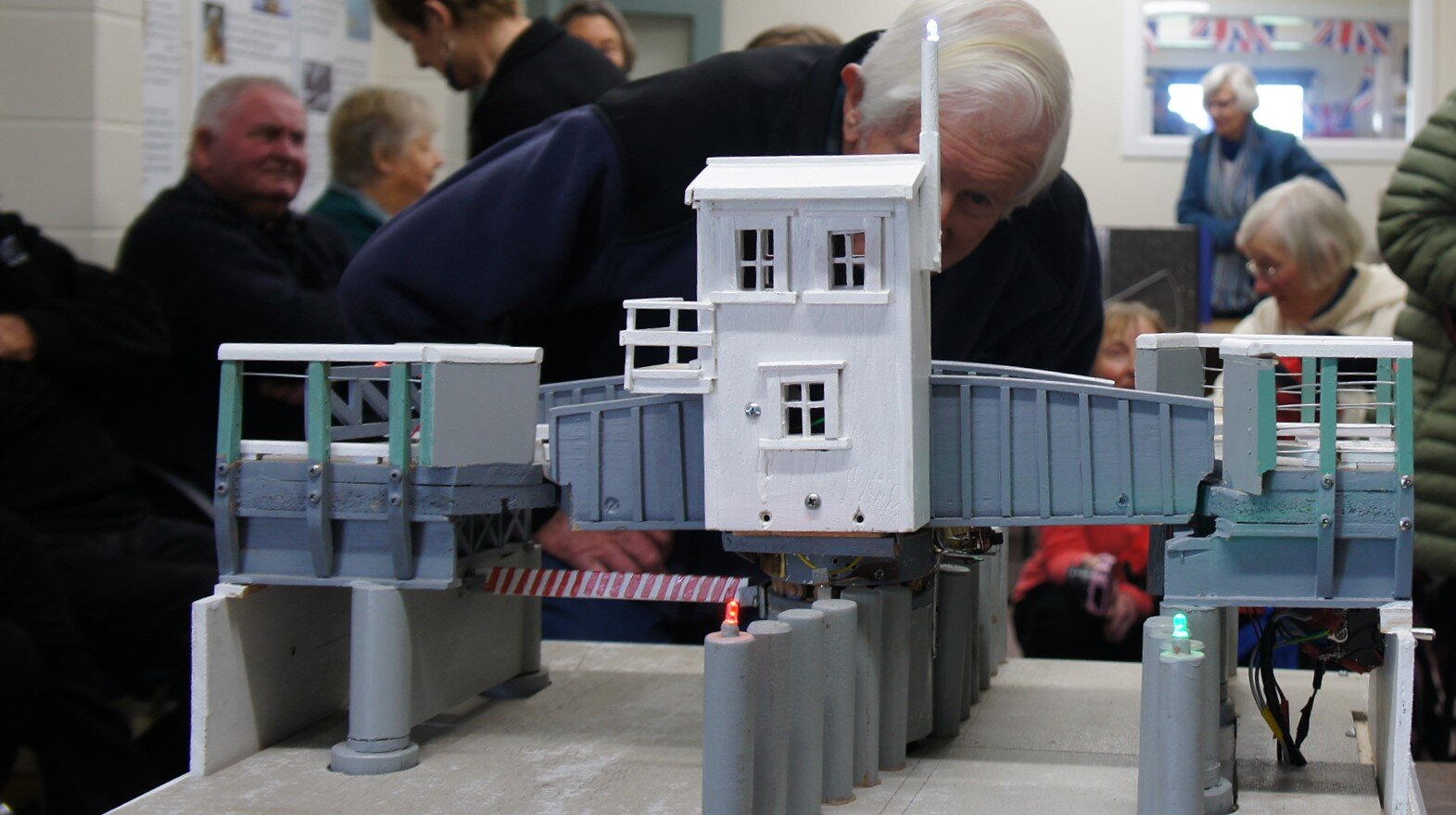 Ted gave a talk about the project at the Thames Museum.JPG