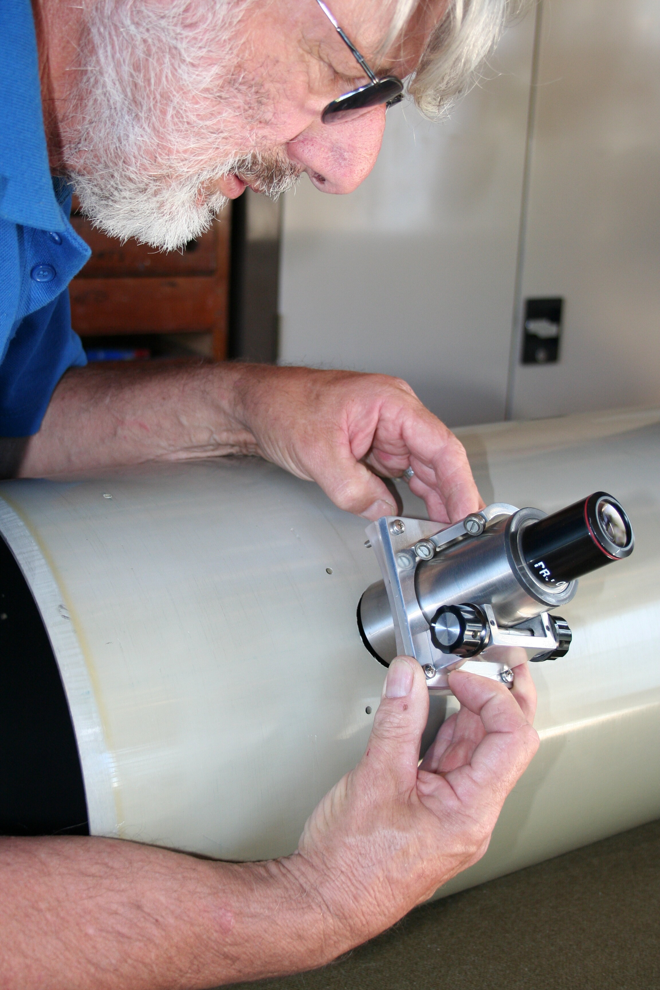 Fitting focuser