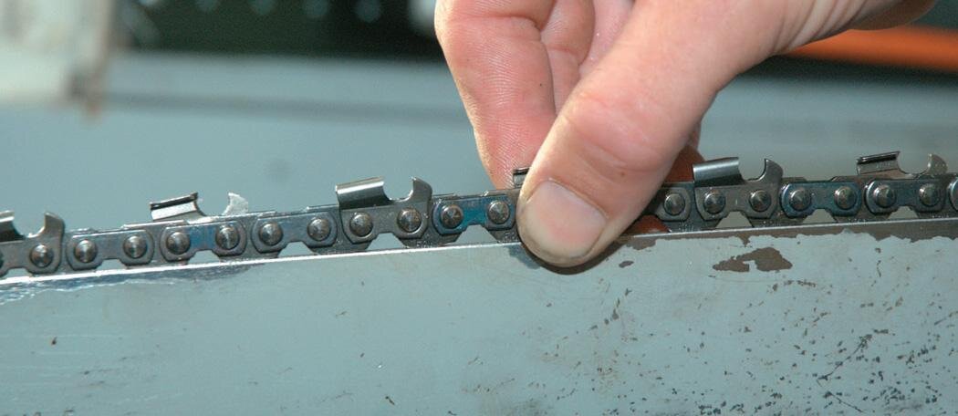 The correct chain tension