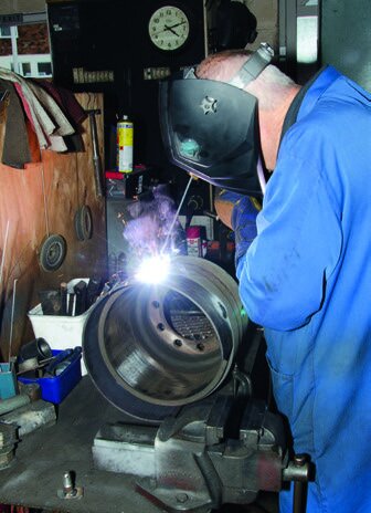 Attaching the collar