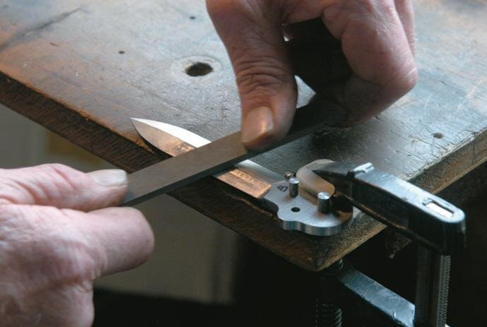File blade facets